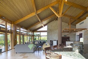 Papagayo Luxury