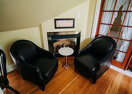 Farmhouse Inn B&B