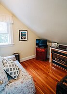 Farmhouse Inn B&B