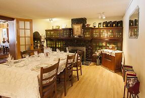 Cobblestone Manor B&B