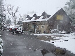 Cobblestone Manor B&B