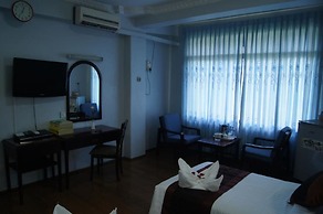 Summer Palace Hotel