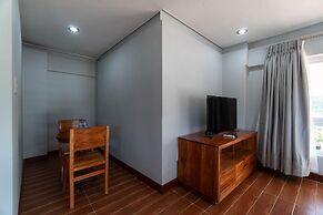 One Averee Bay Hotel