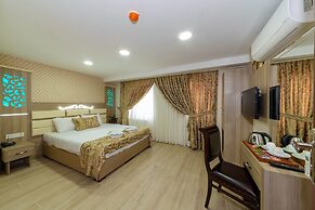 Raimond Hotel