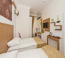 Raimond Hotel