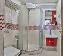 Raimond Hotel