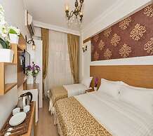 Raimond Hotel