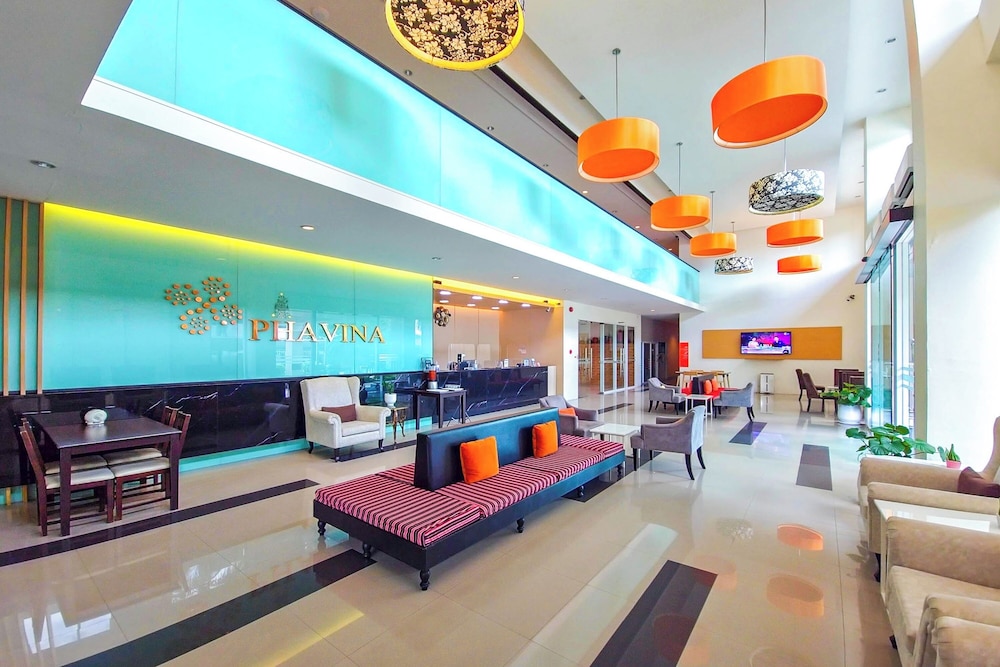 Phavina Hotel & Grand Boutique Rayong