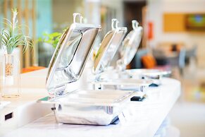 Phavina Hotel & Grand Boutique Rayong