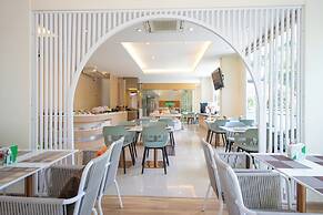 Phavina Hotel & Grand Boutique Rayong