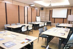 Phavina Hotel & Grand Boutique Rayong