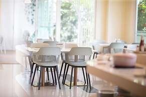 Phavina Hotel & Grand Boutique Rayong