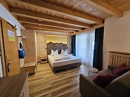 Hotel Mirabel
