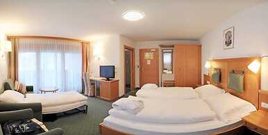 Hotel Mirabel