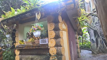 Crazy House