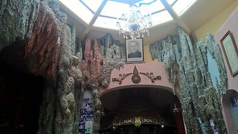 Crazy House