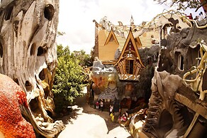 Crazy House