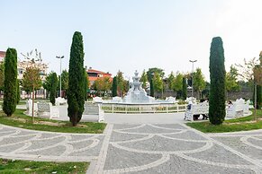 Dualis Hotel