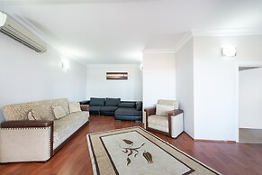 Dualis Hotel