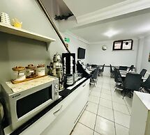 Unique Suite Hotel