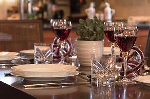 Leone Luxury Villas