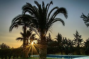 Leone Luxury Villas