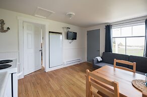 Atlantic View Motel and Cottages