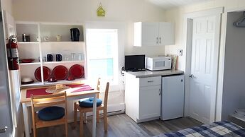 Atlantic View Motel and Cottages