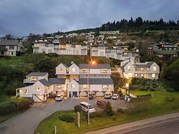 Lakeview Colonial Motel