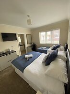 Parkside Guest House