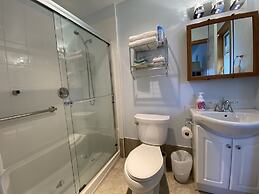Crown House Bed & Breakfast
