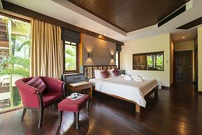 Khaolak Bay Front Resort