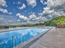 Oak Ray Regency Hotel