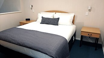 Central Motor Lodge
