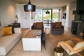 Kinloch Manor & Villas