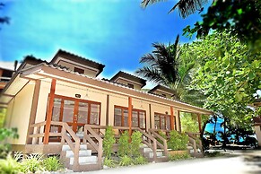 Haad Khuad Resort
