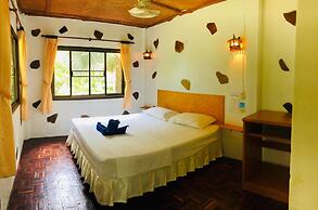 Haad Khuad Resort