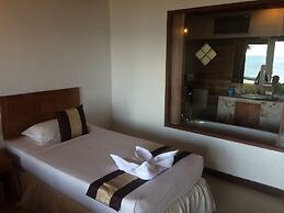 Haad Khuad Resort