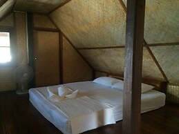 Haad Khuad Resort