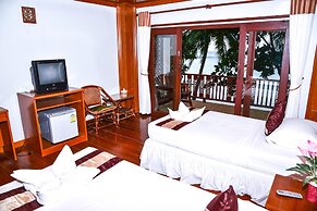 Haad Khuad Resort