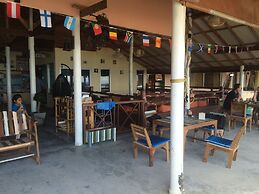 Haad Khuad Resort