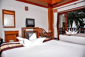 Haad Khuad Resort