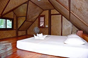 Haad Khuad Resort