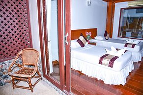 Haad Khuad Resort