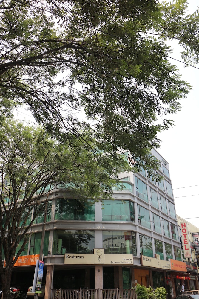 Subang Valley Hotel