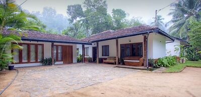 Clove Garden Hotel