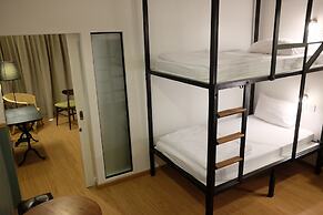 Vimarn Hostel