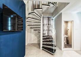 Econtel Hotel