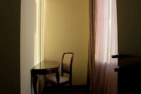 Zenith Hotel