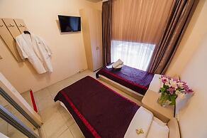 Zenith Hotel